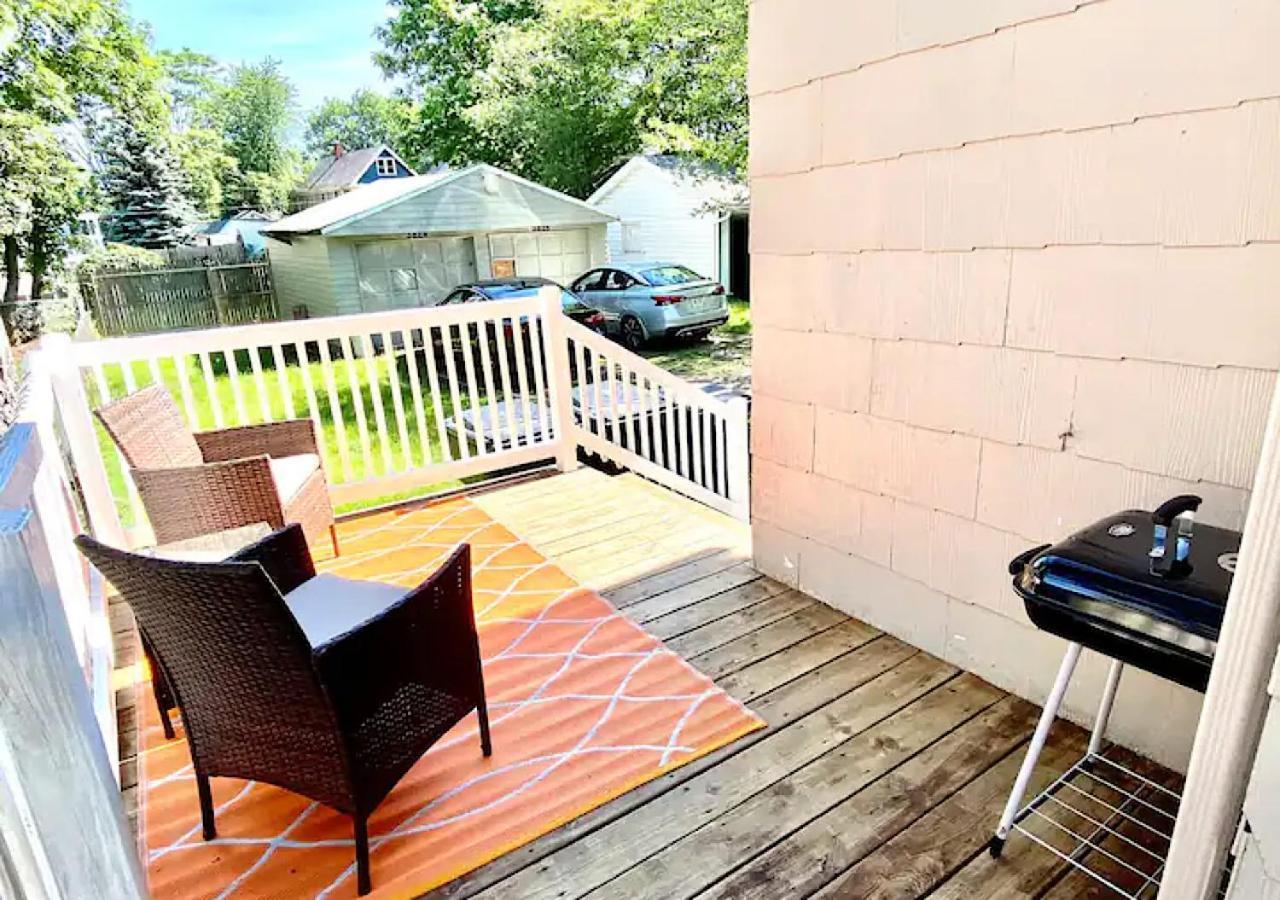 Villa La Naranja Retreat - Cozy Duplex Near Downtown With Parking, 300 Mb Wifi & Self Check In à Cleveland Extérieur photo